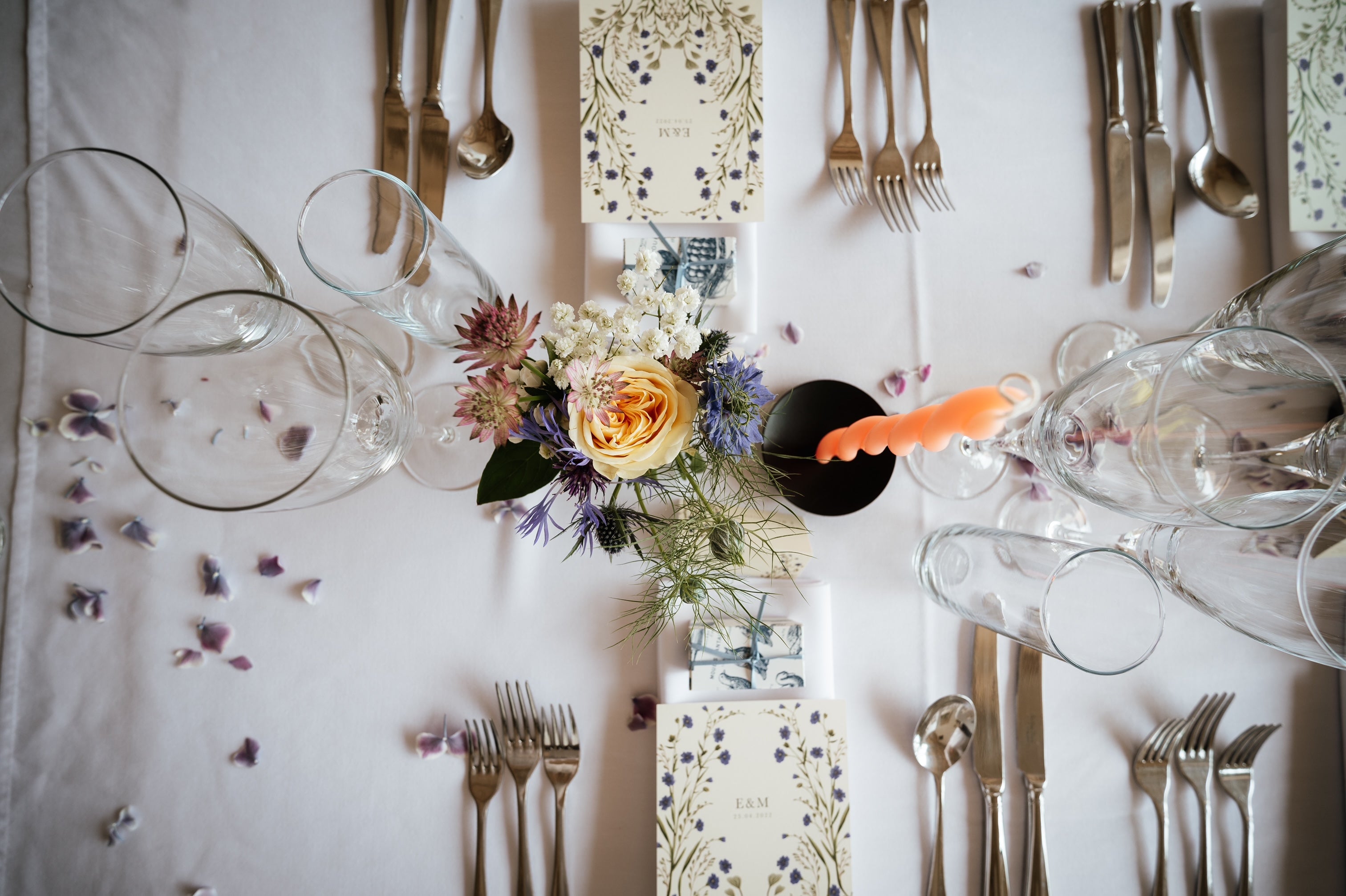 Contact us to arrange your luxury wedding favours, personalised chocolates from Rococo Chocolates London or any other wedding gifts.