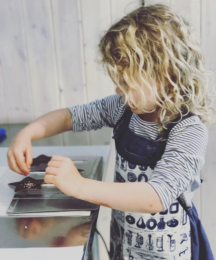 Children's "Mini Chocolatier" Summer School - Bar Making - Rococo Chocolates